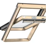 Legjobb ár Velux, Tetőtéri ablak, GGL CK02 3070, 2-rétegű üveg, lakkozott fa, 55x78 cm