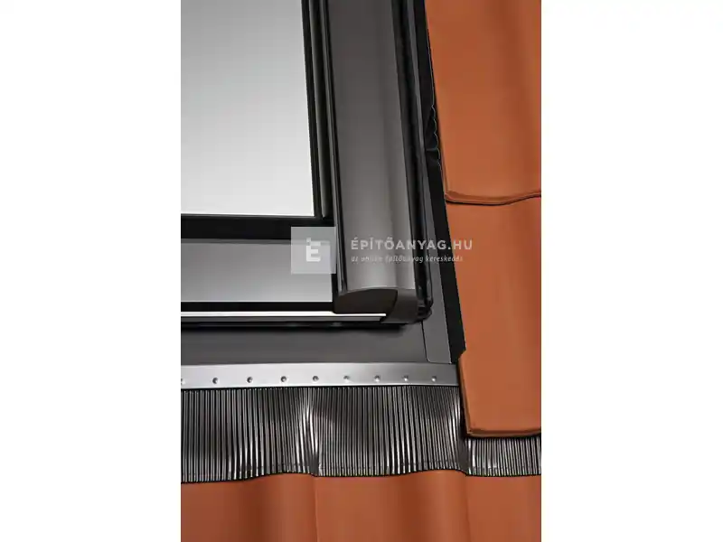 Végkiárusítás Roto Designo EDZ 74x98 cm-es burkolókeret, profilos tetőfedő anyaghoz