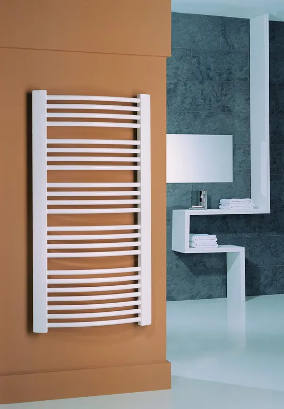 Árcsökkenés Sapho Focus F fehér, fürdőszoba radiátor (726 W, fehér, 595x1238 mm, #F-613)Sapho