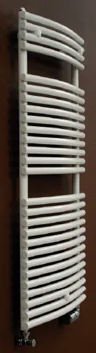 Olcsóbb Betatherm HX fürdőszobai csőradiátor (396x1730 mm, fehér, 735 W, #HX 40170)Betatherm