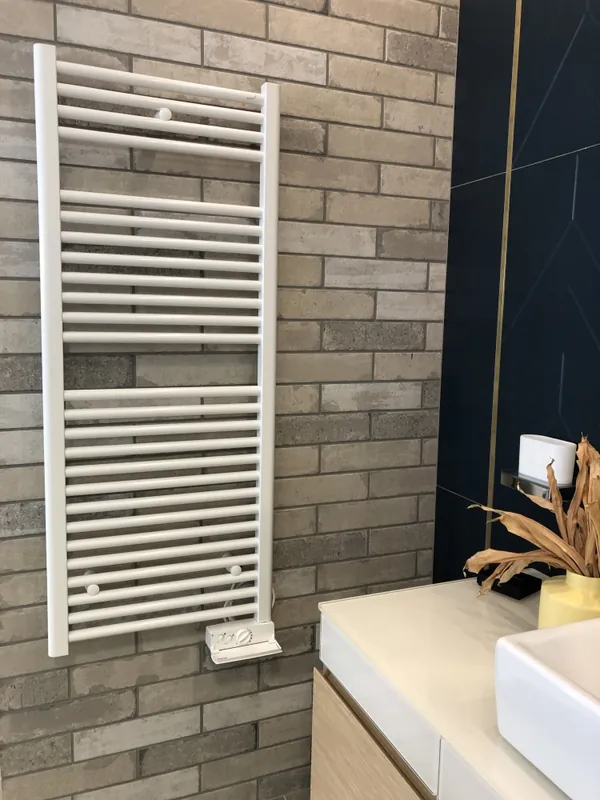 Expressz szállítás Zehnder Virando elektromos radiátor 1200x500 mm, ABE-120-050/TFZehnder